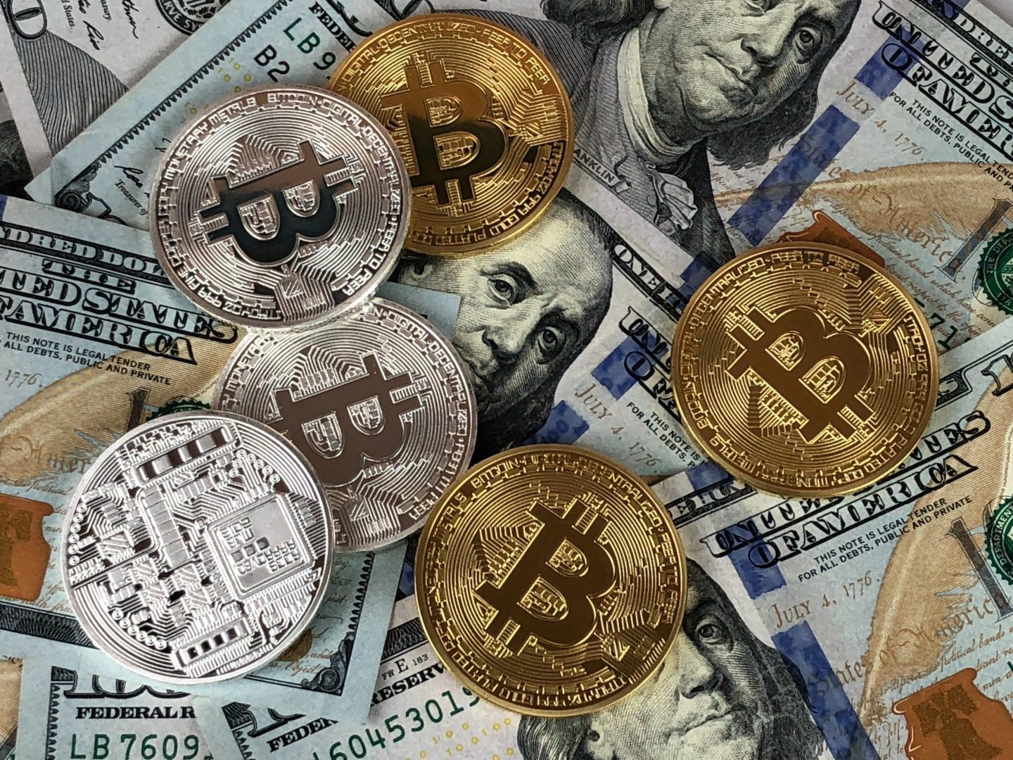 este profitabil să tranzacționezi bitcoini bitcoin deveni bogat