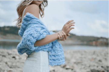 Purtarea bijuteriilor cu tricotaje – Un mix îndrăzneț și modern