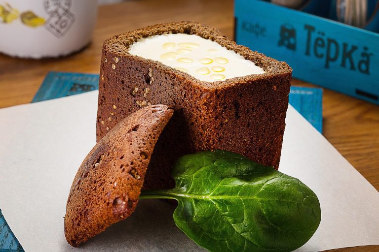 ciorbele romanesti: retete autentice pentru gustul acasa